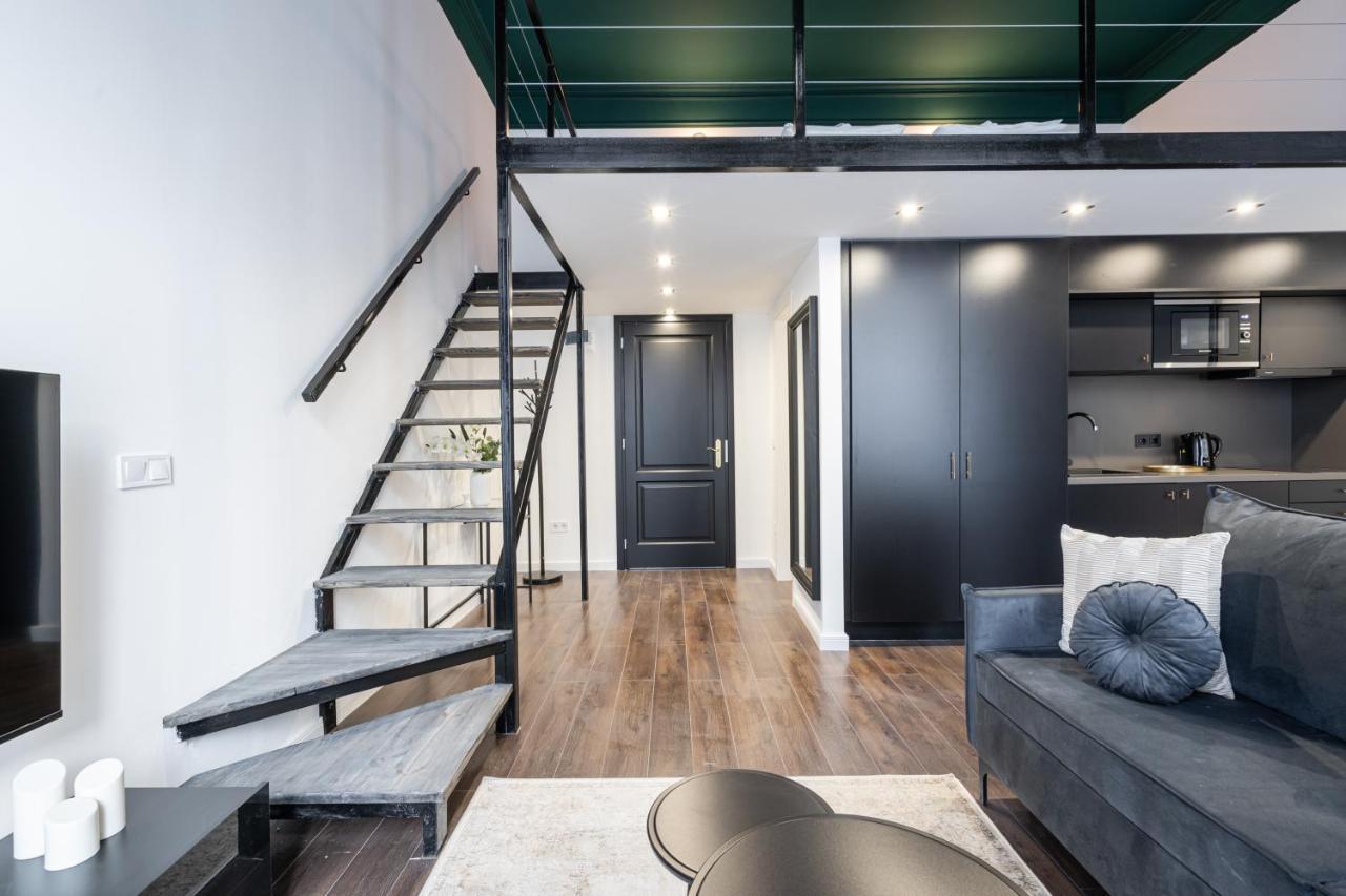 E41 - Trendy Boutique Apartments - Prime Spot By Bqa Budapest Eksteriør billede