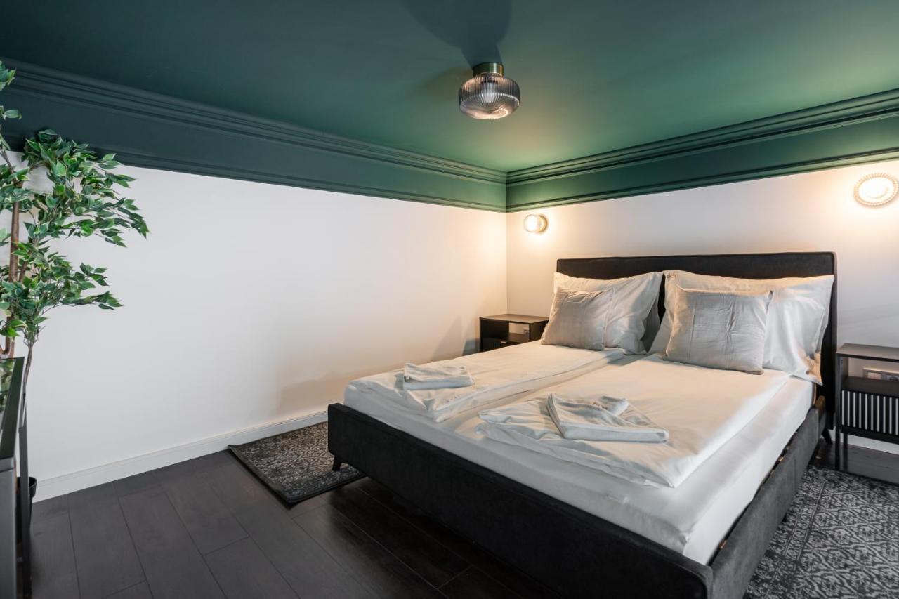 E41 - Trendy Boutique Apartments - Prime Spot By Bqa Budapest Eksteriør billede